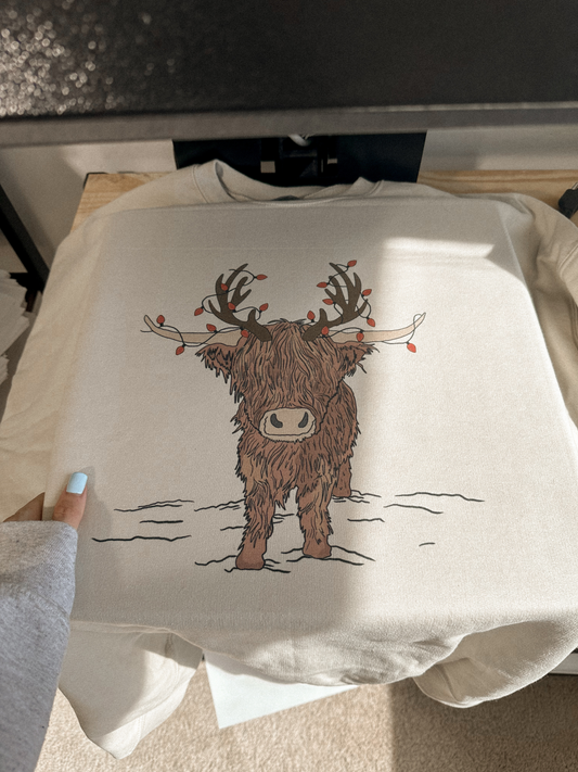 CHRISTMAS HIGHLAND CREWNECK