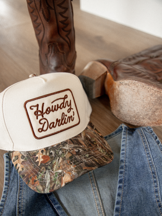 HOWDY DARLIN' TRUCKER HAT